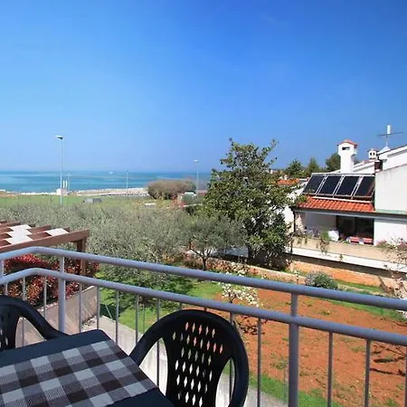 Apartment Jadran *